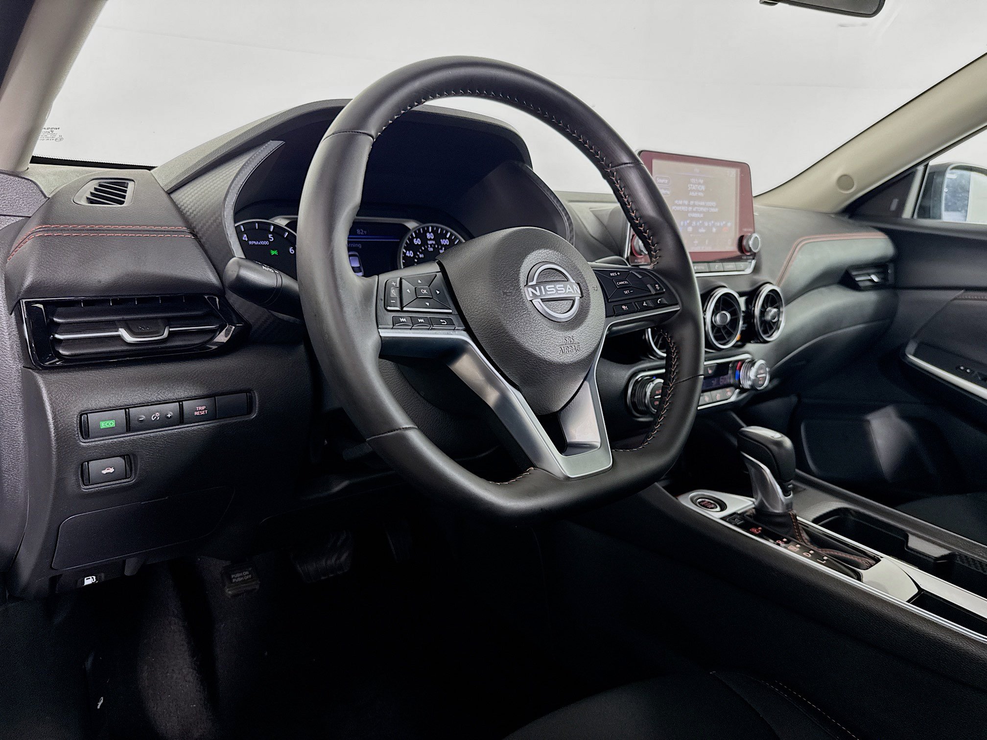 Used 2025 Nissan Sentra SR w/ Midnight Edition FWD image 21