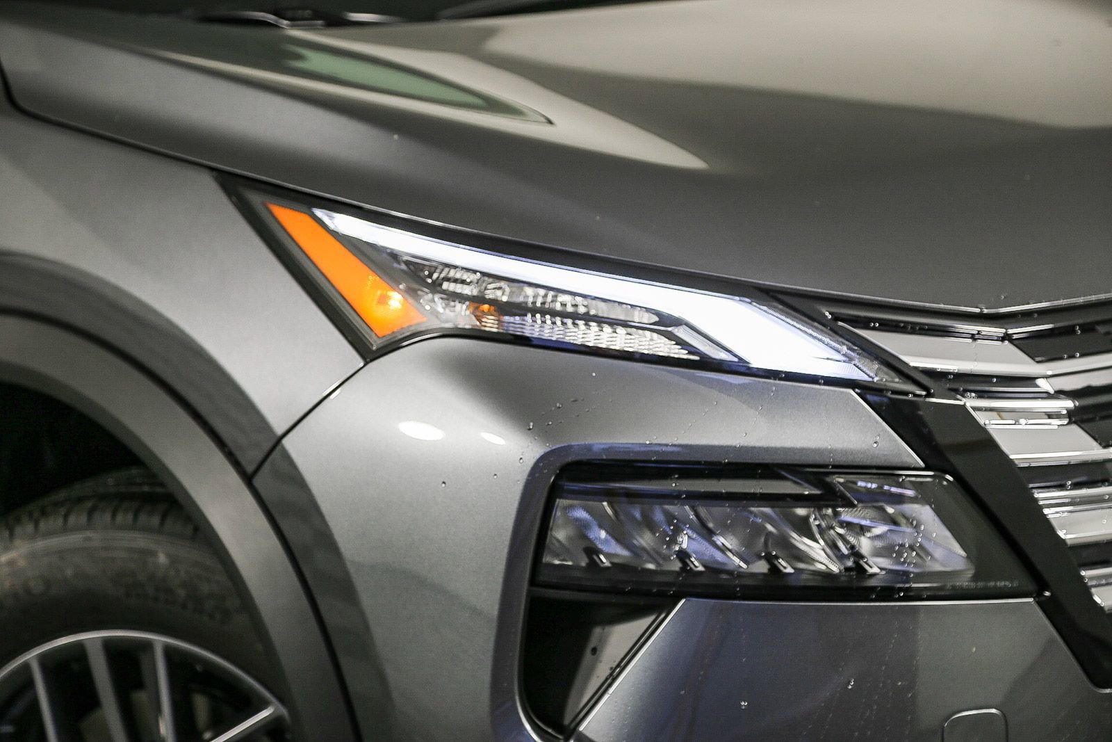 New 2026 Nissan Rogue S image 2