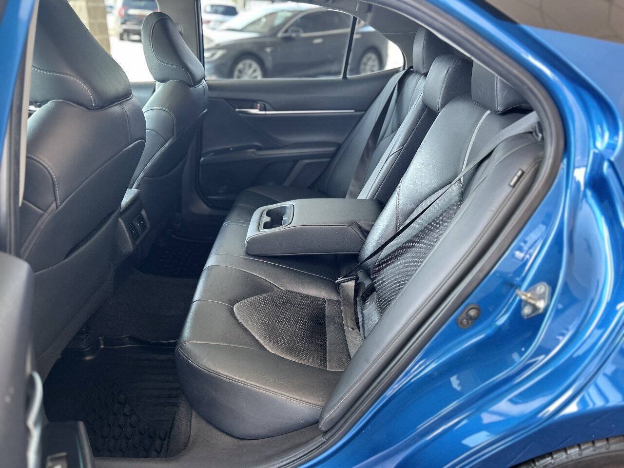 Used 2019 Toyota Camry XSE w/ Navigation Package FWD image 48