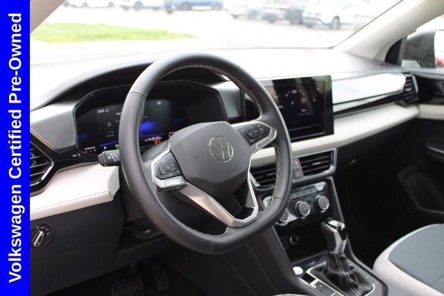 Used 2025 Volkswagen Taos S image 16
