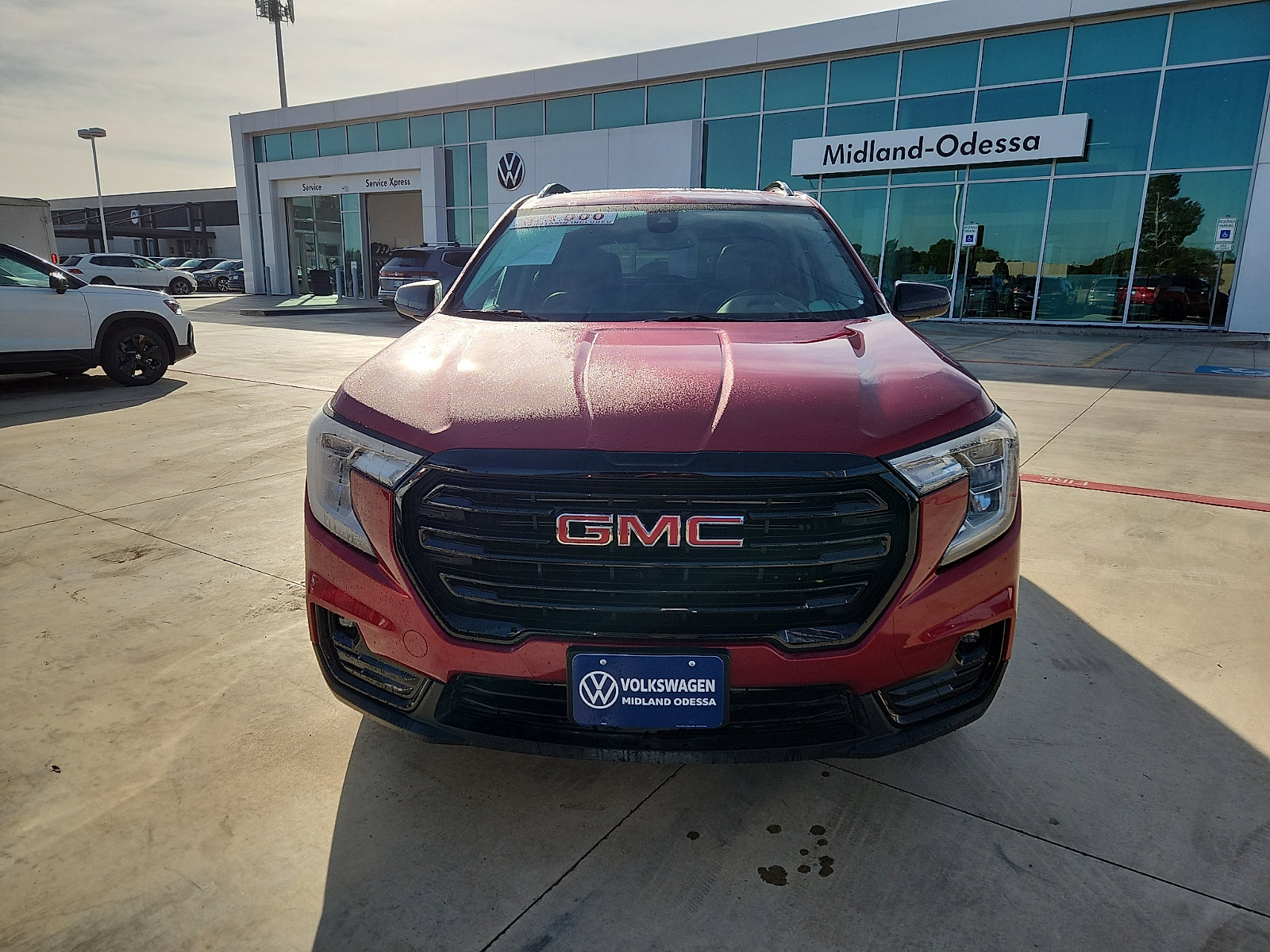 Used 2024 GMC Terrain SLT w/ Elevation Edition AWD/4WD image 2