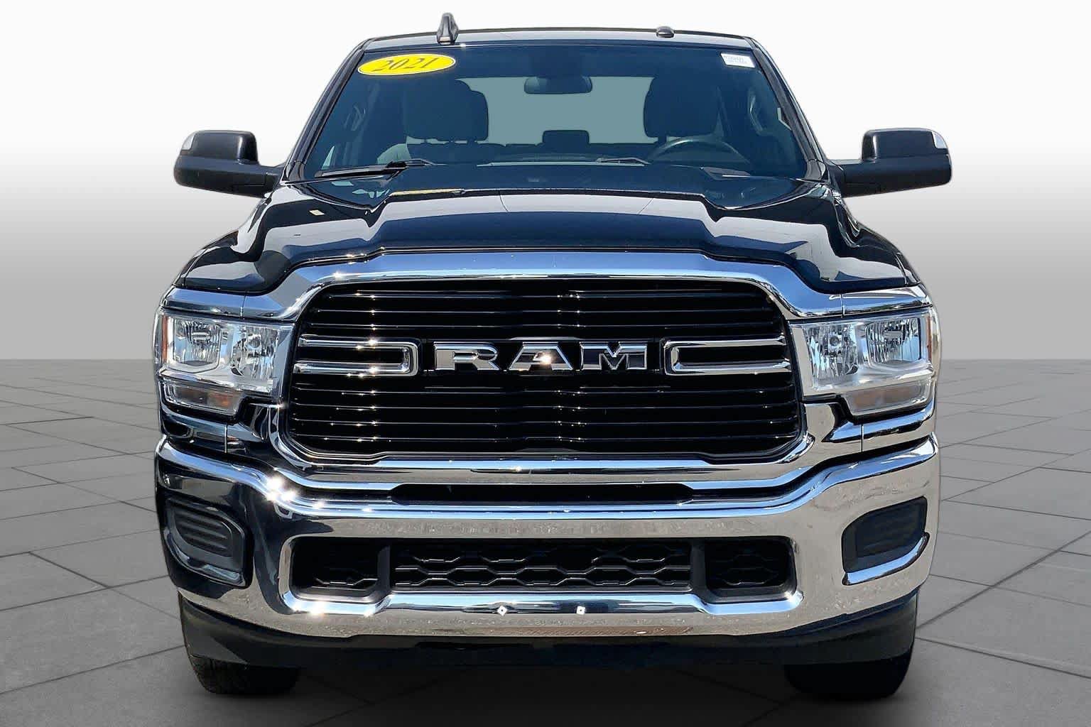 Used 2021 RAM 2500 Big Horn AWD/4WD image 4