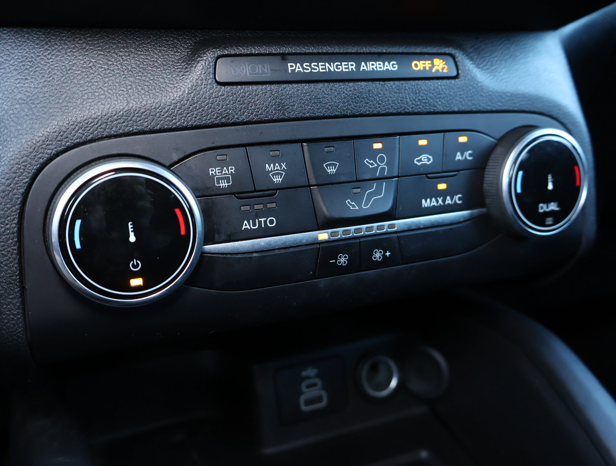 Used 2025 Ford Escape Active FWD image 18