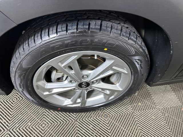 Used 2023 Hyundai Kona SEL image 10