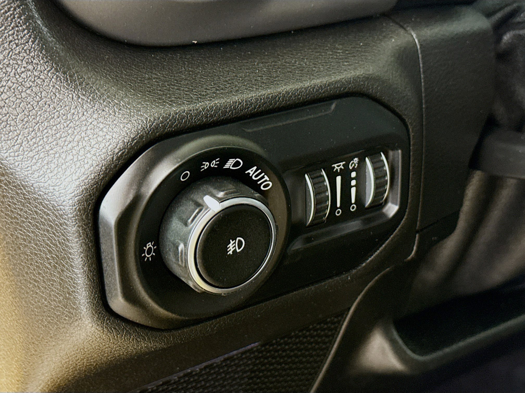 Used 2021 Jeep Wrangler Unlimited Sport image 9