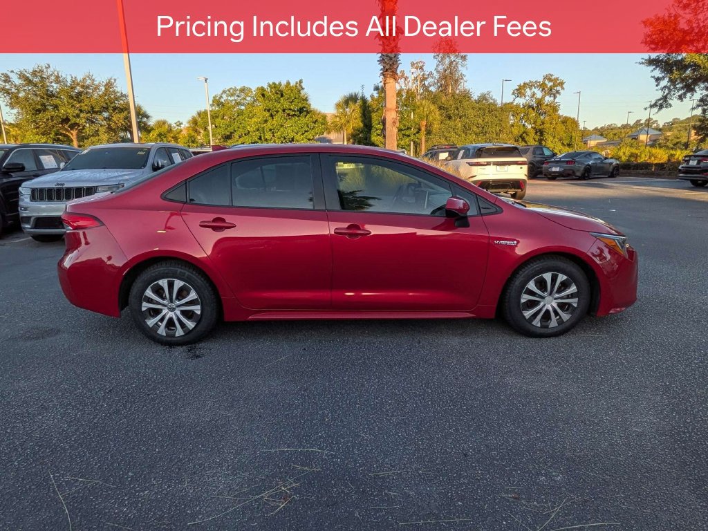 Used 2021 Toyota Corolla LE FWD image 4
