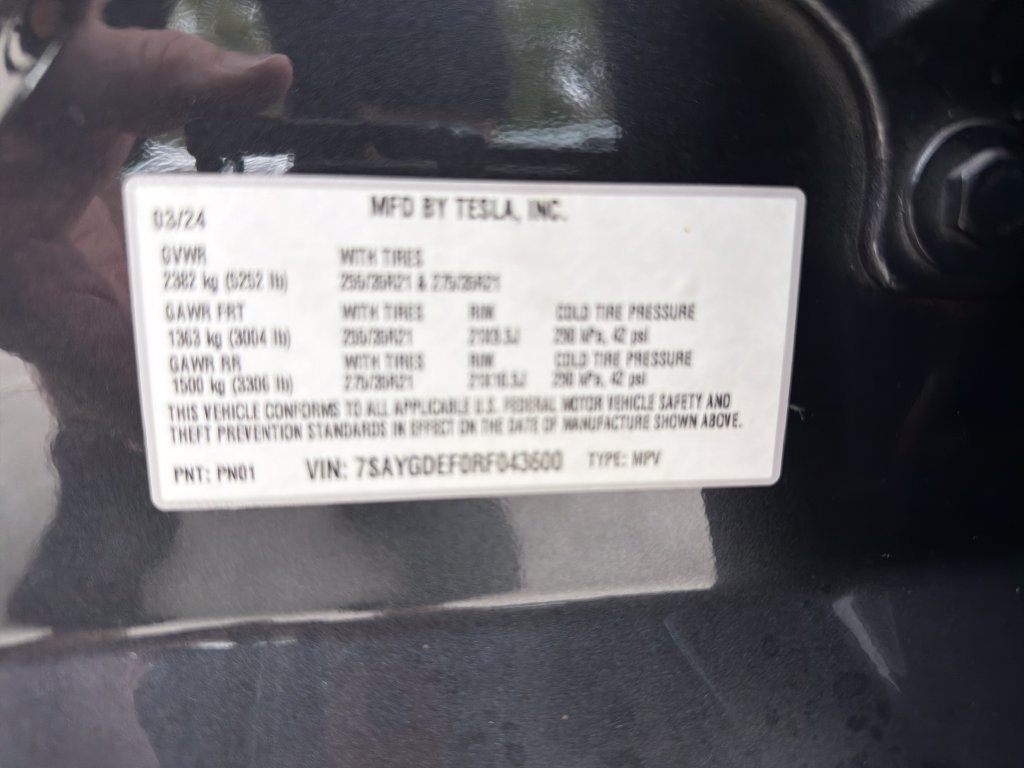 Used 2024 Tesla Model Y Performance AWD/4WD image 31