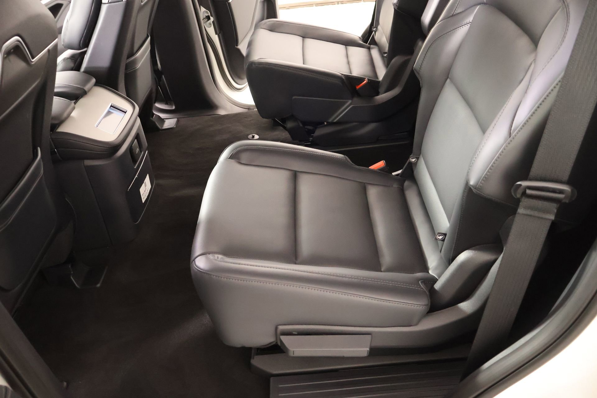 New 2026 Lincoln Navigator Premiere image 12