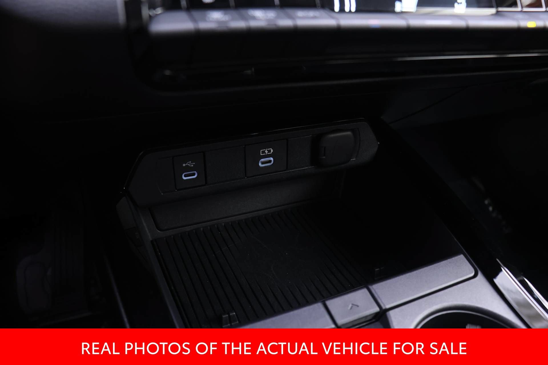 Certified 2024 Toyota Prius Prime FWD image 9