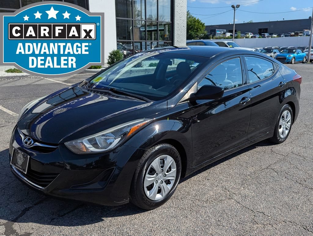 Used 2016 Hyundai Elantra SE FWD image 2
