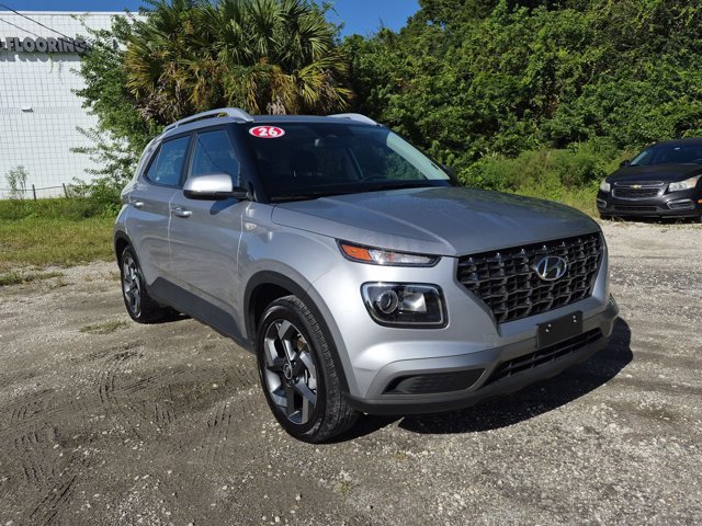 Used 2026 Hyundai Venue SEL FWD image 3