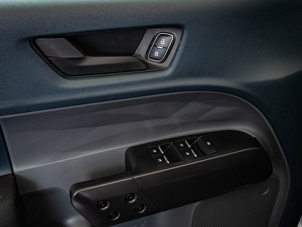 Used 2025 Ford Maverick XL FWD image 23