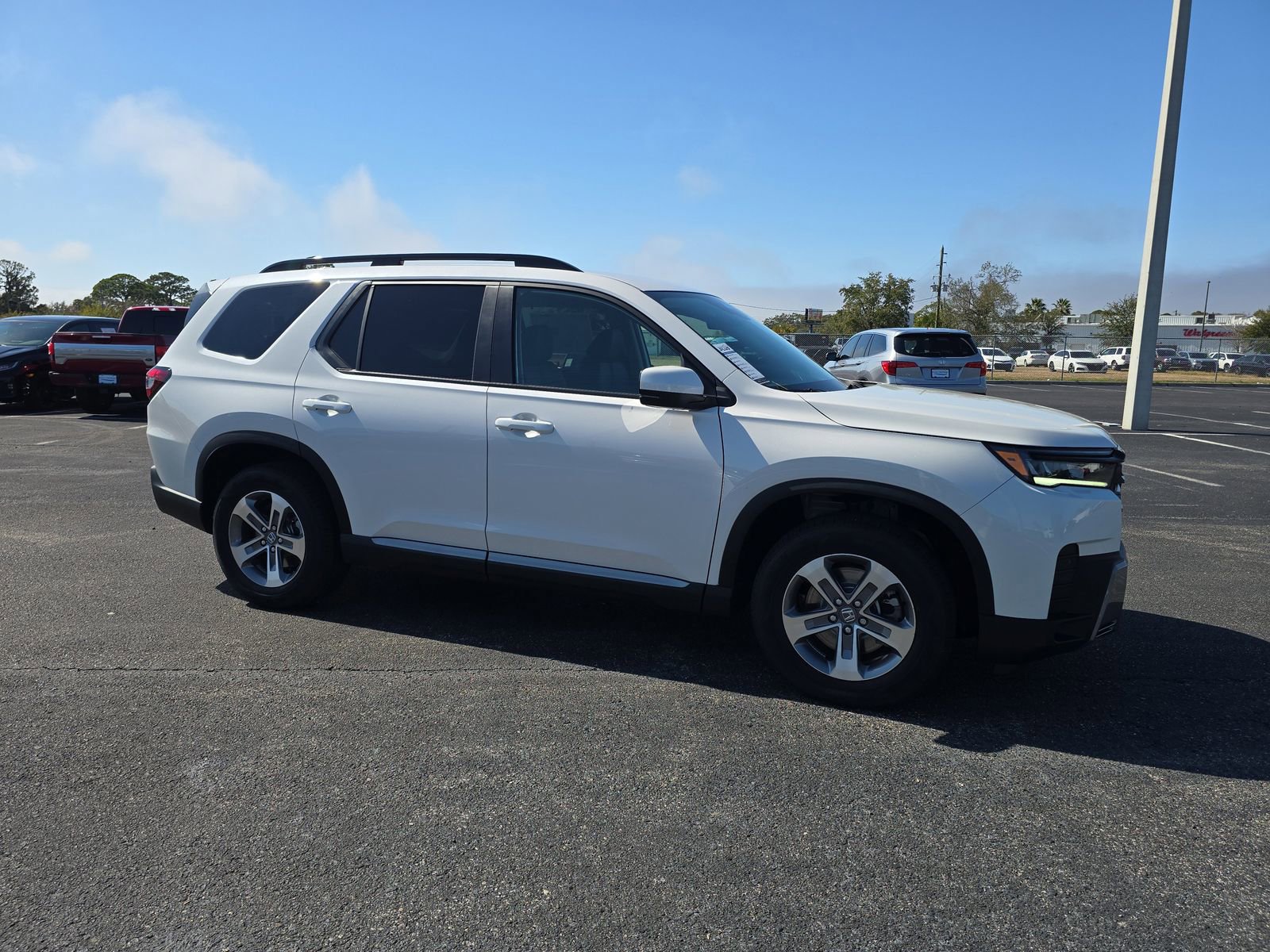 New 2026 Honda Pilot EX-L image 2