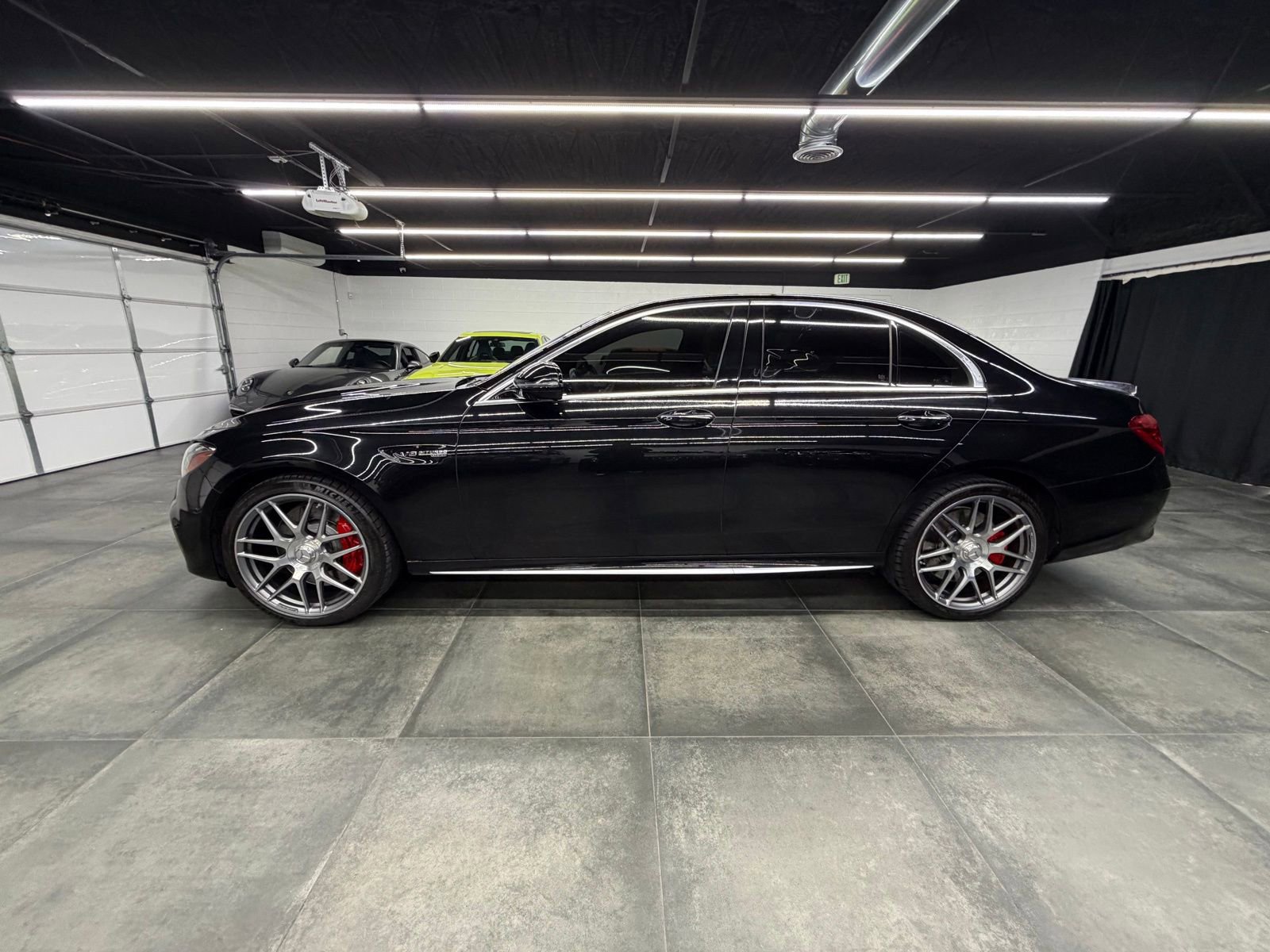 Used 2020 Mercedes-Benz E 63 AMG S image 3