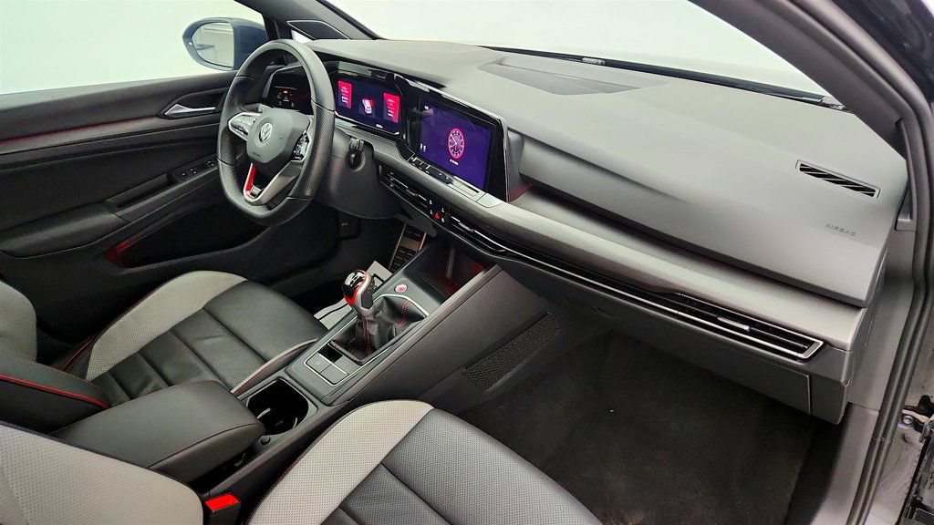 Used 2022 Volkswagen GTI SE FWD image 26