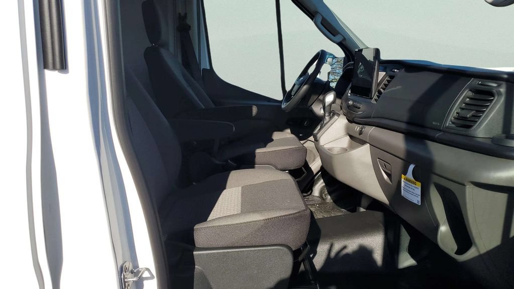New 2026 Ford Transit 250 148 Medium Roof RWD image 16