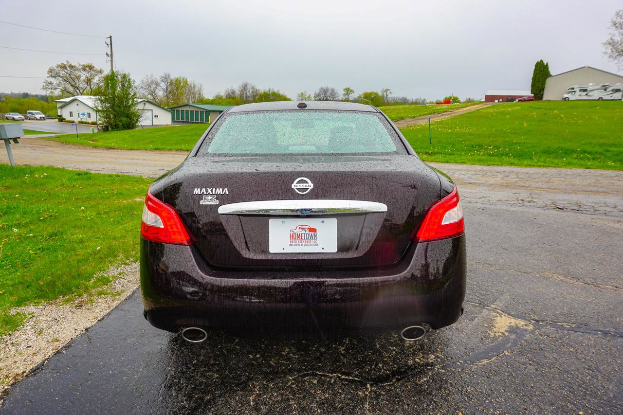 Used 2012 Nissan Maxima 3.5 SV w/ Monitor Pkg FWD image 4