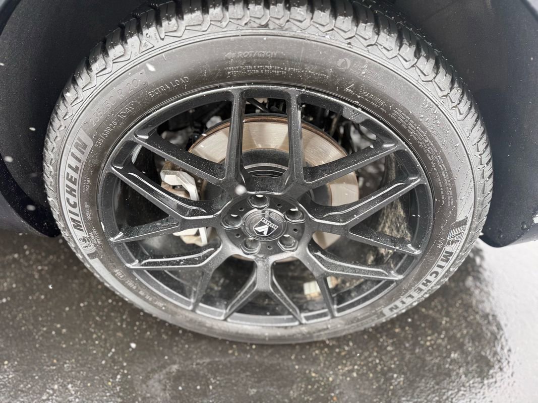 Used 2022 Genesis GV70 3.5T Sport w/ Sport Advanced Package image 25