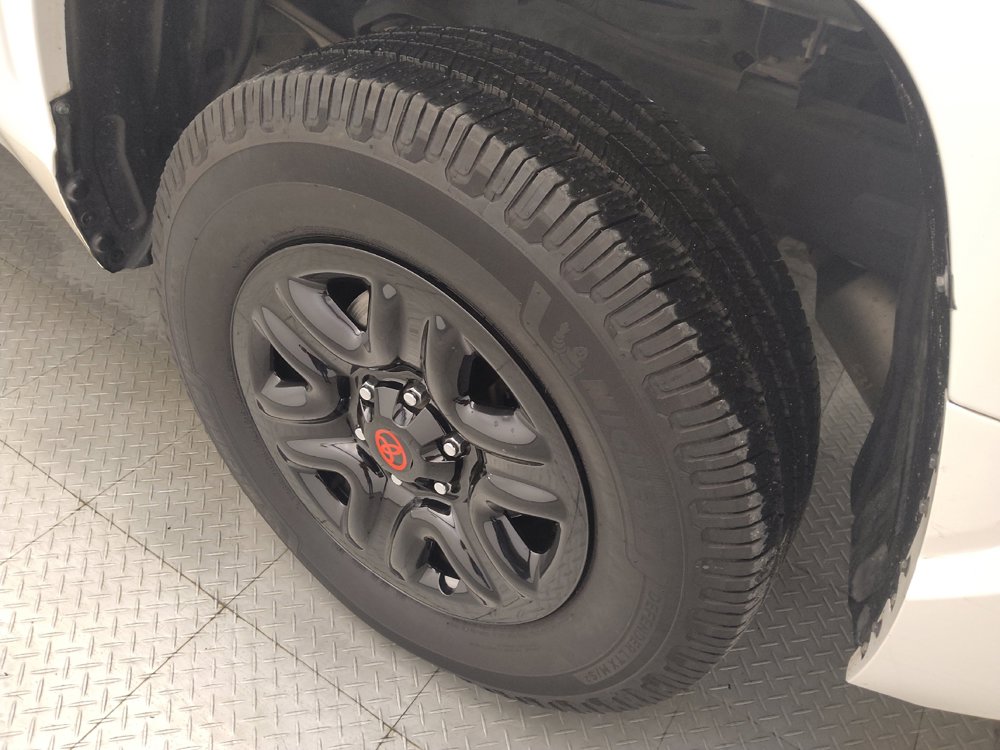 Used 2022 Toyota Tundra SR RWD image 31