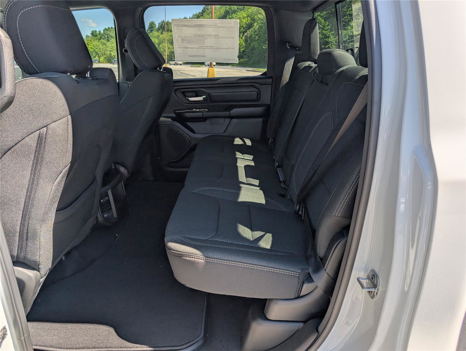 New 2026 RAM 1500 Express AWD/4WD image 9