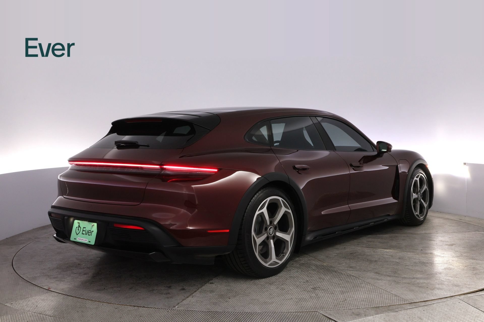Used 2023 Porsche Taycan 4S AWD/4WD image 3