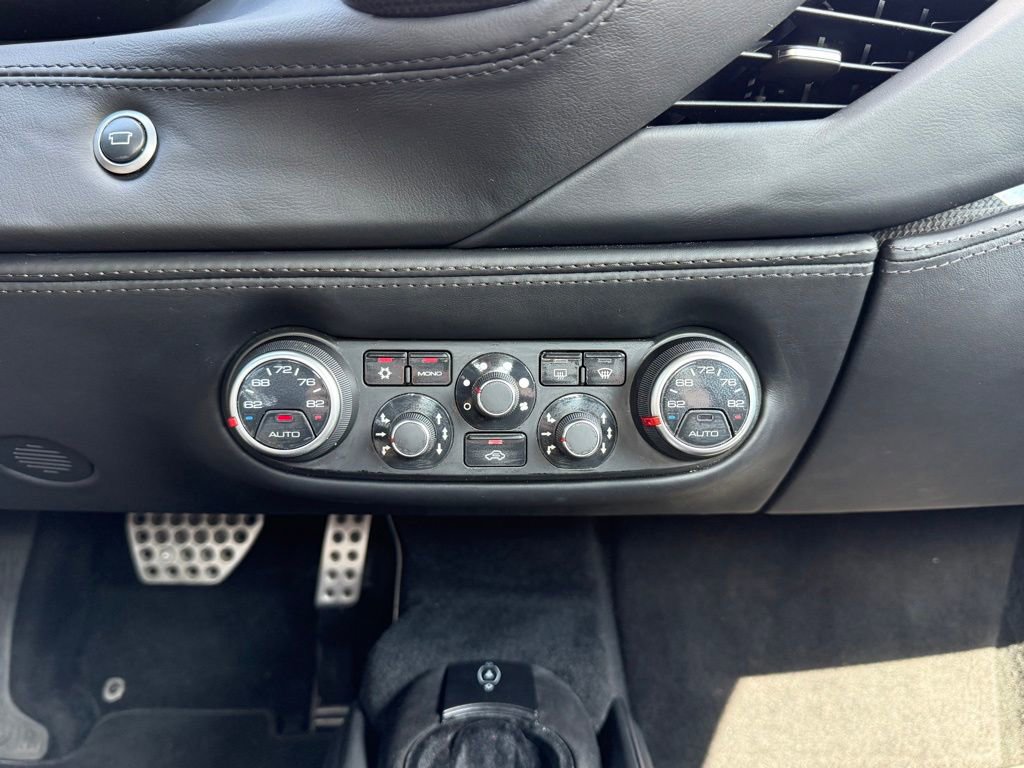Used 2019 Ferrari 488 Spider RWD image 20