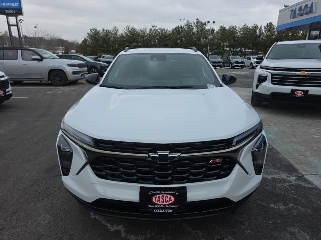 New 2026 Chevrolet Trax RS w/ Sunroof Package FWD image 2