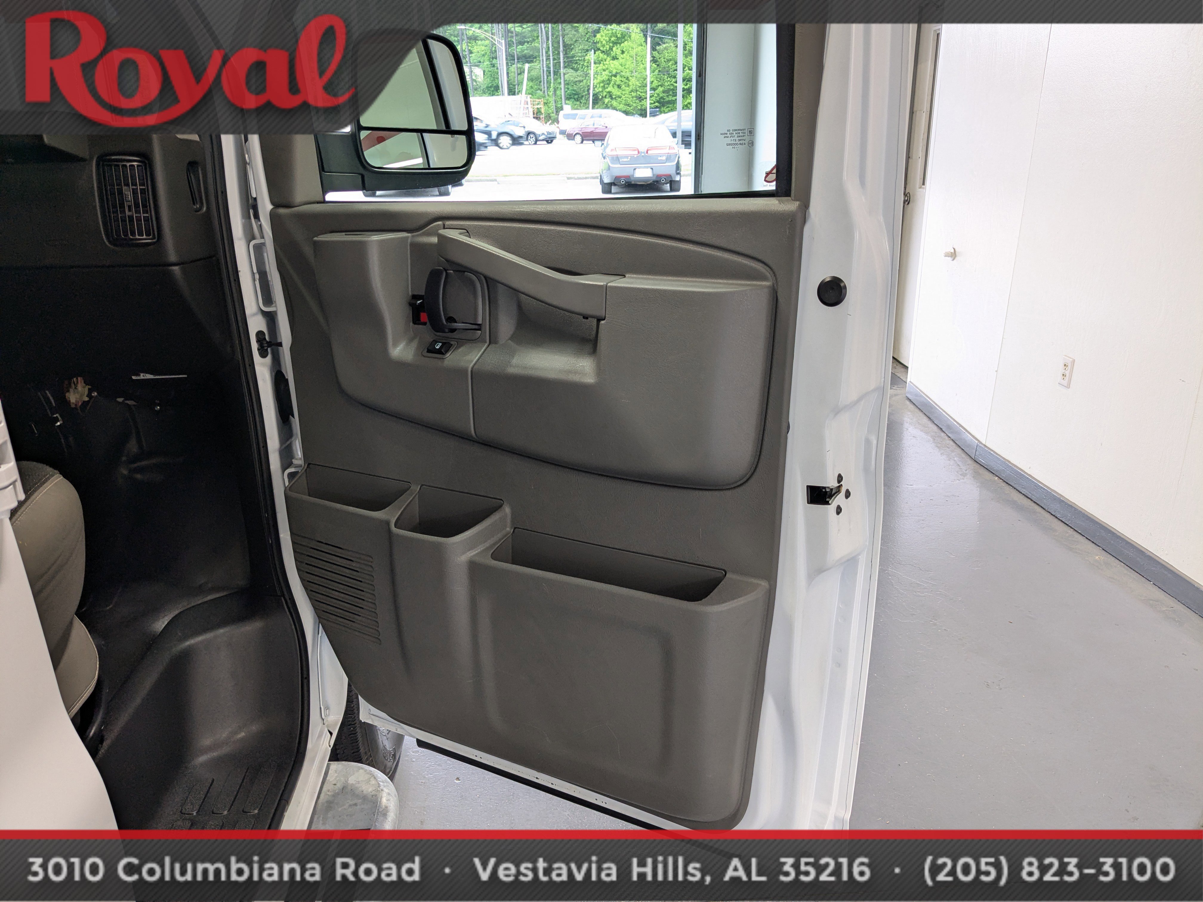 Used 2024 GMC Savana 2500 w/ Driver Convenience Package RWD image 7