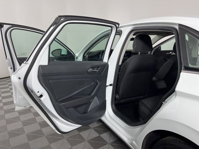 Used 2025 Volkswagen Jetta S image 37