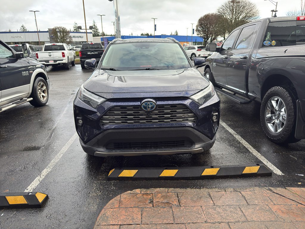 Used 2024 Toyota RAV4 Limited w/ Advanced Technology Package image 2