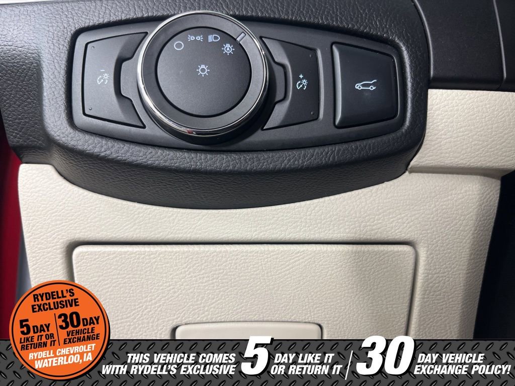 Used 2017 Ford Edge Titanium w/ Equipment Group 301A image 32