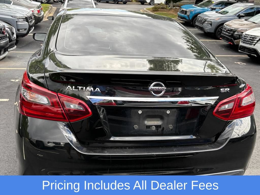 Used 2017 Nissan Altima 2.5 SR FWD image 5
