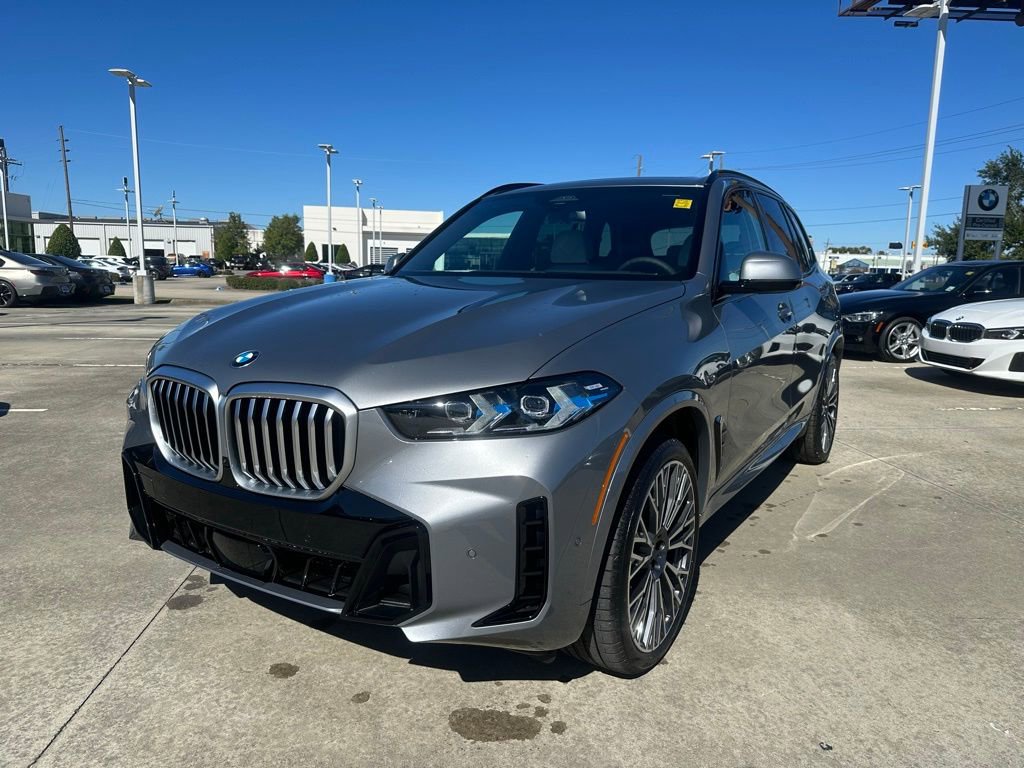 New 2026 BMW X5 sDrive40i w/ M Sport Package
