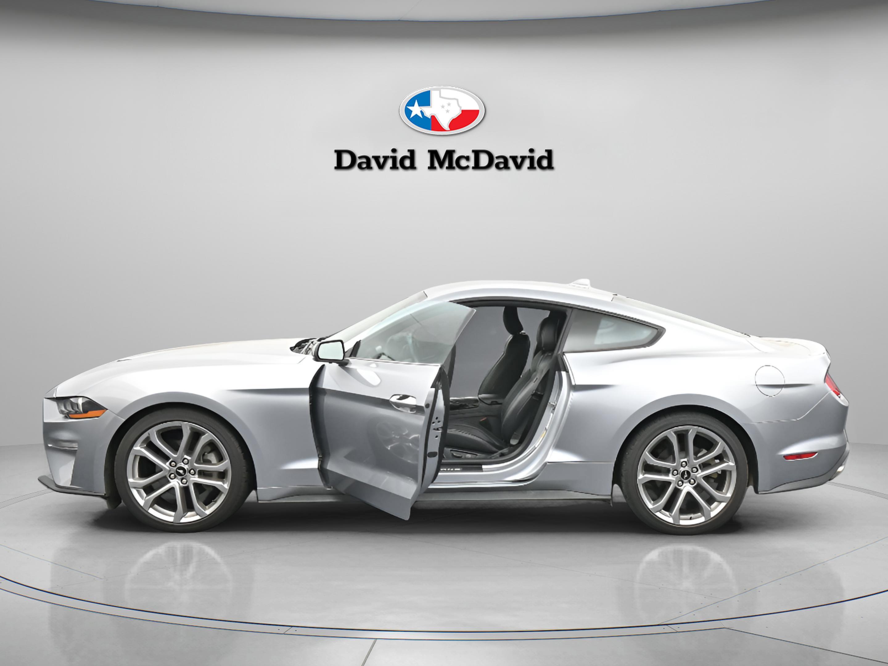 Used 2022 Ford Mustang Premium w/ Equipment Group 201A image 25