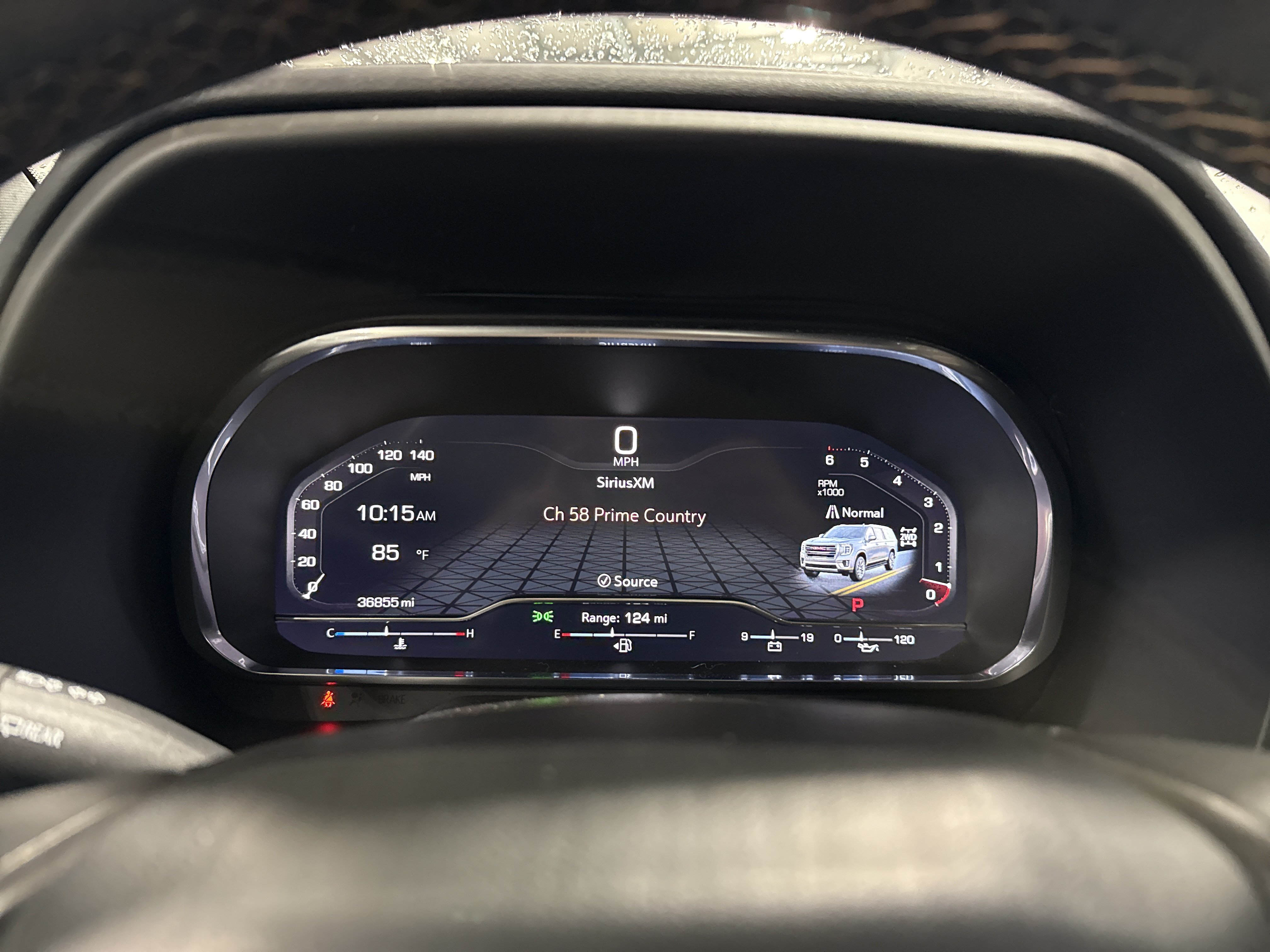 Used 2024 GMC Yukon AT4 w/ Technology Package AWD/4WD image 9