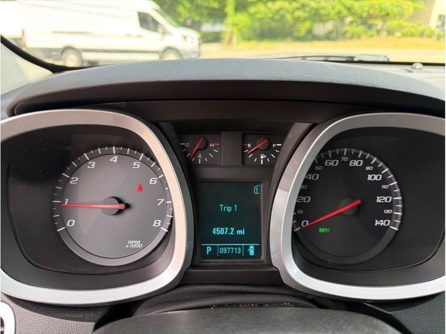 Used 2011 Chevrolet Equinox LT w/ Driver Convenience Package FWD image 15