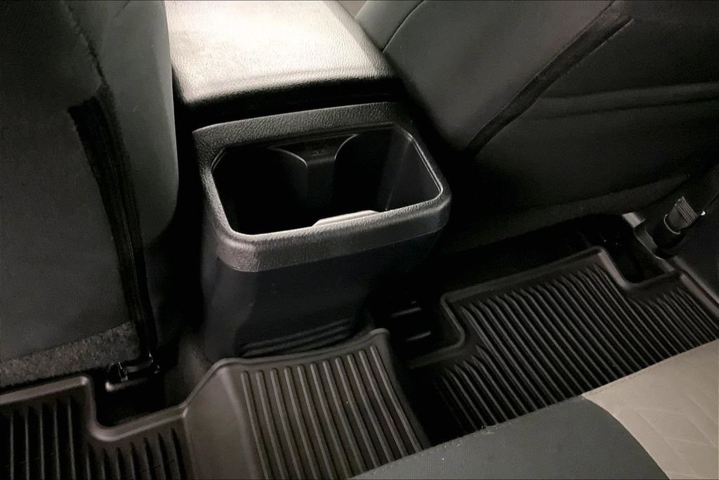 Used 2020 Toyota Tacoma TRD Off-Road w/ Technology Package AWD/4WD image 10