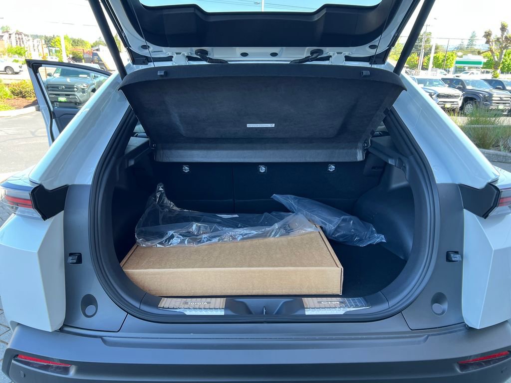 New 2026 Toyota C-HR AWD/4WD image 25