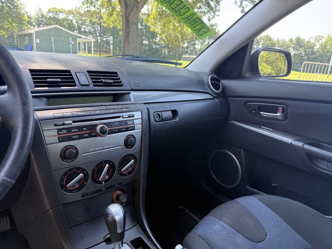 Used 2007 MAZDA MAZDA3 s Touring FWD image 12