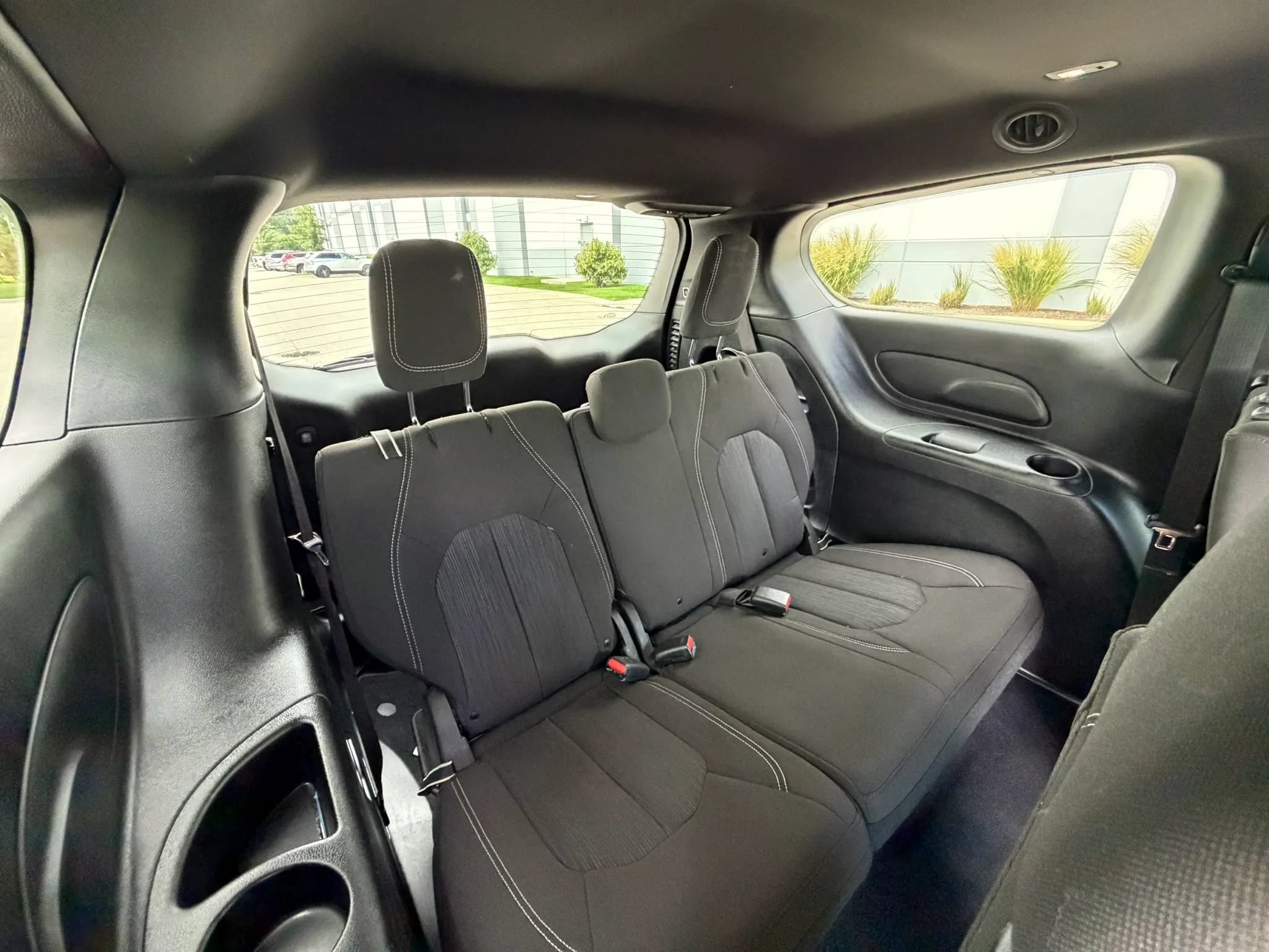 Used 2021 Chrysler Pacifica Touring w/ S Appearance Package FWD image 21