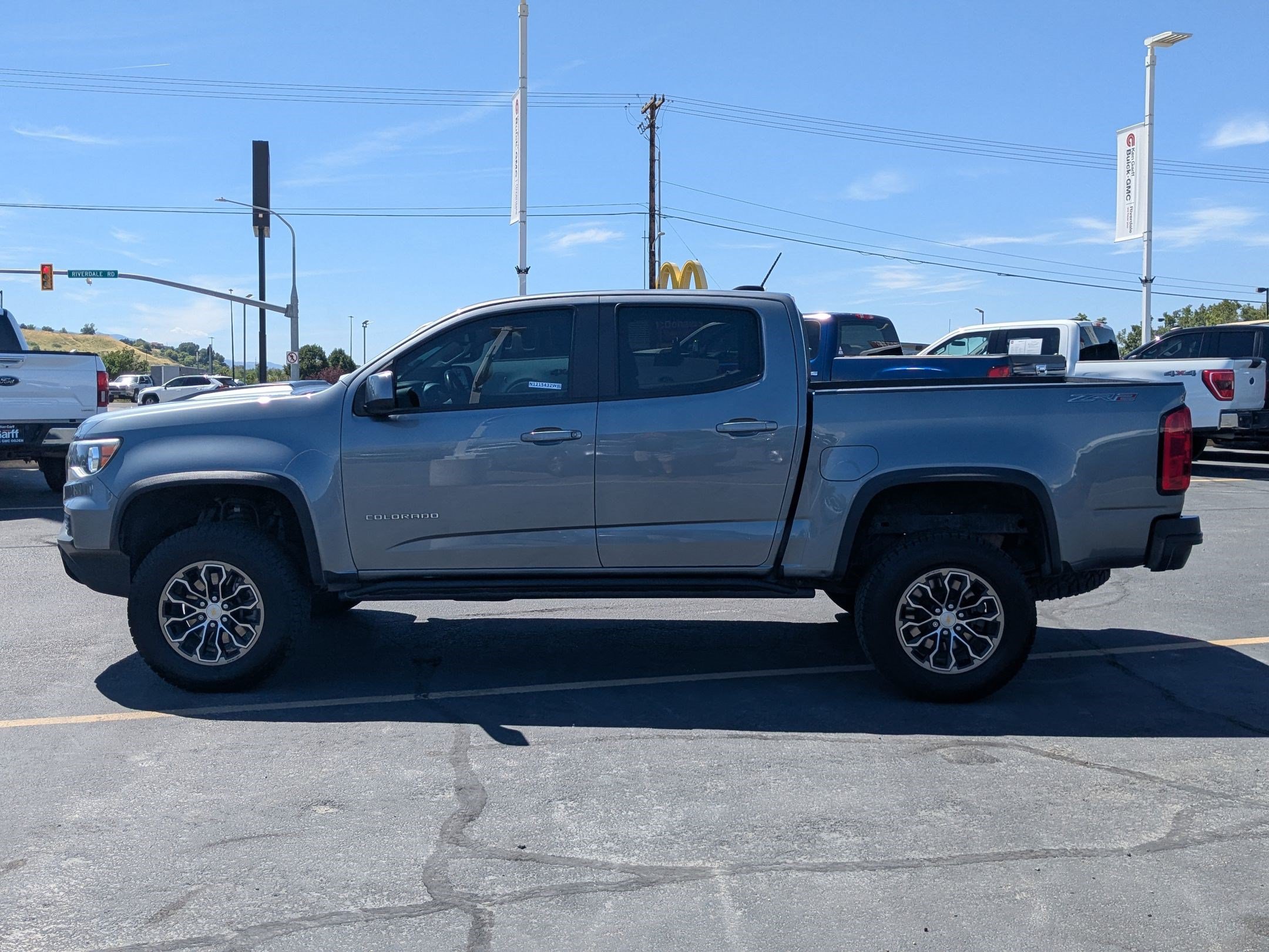 Used 2022 Chevrolet Colorado ZR2 AWD/4WD image 7