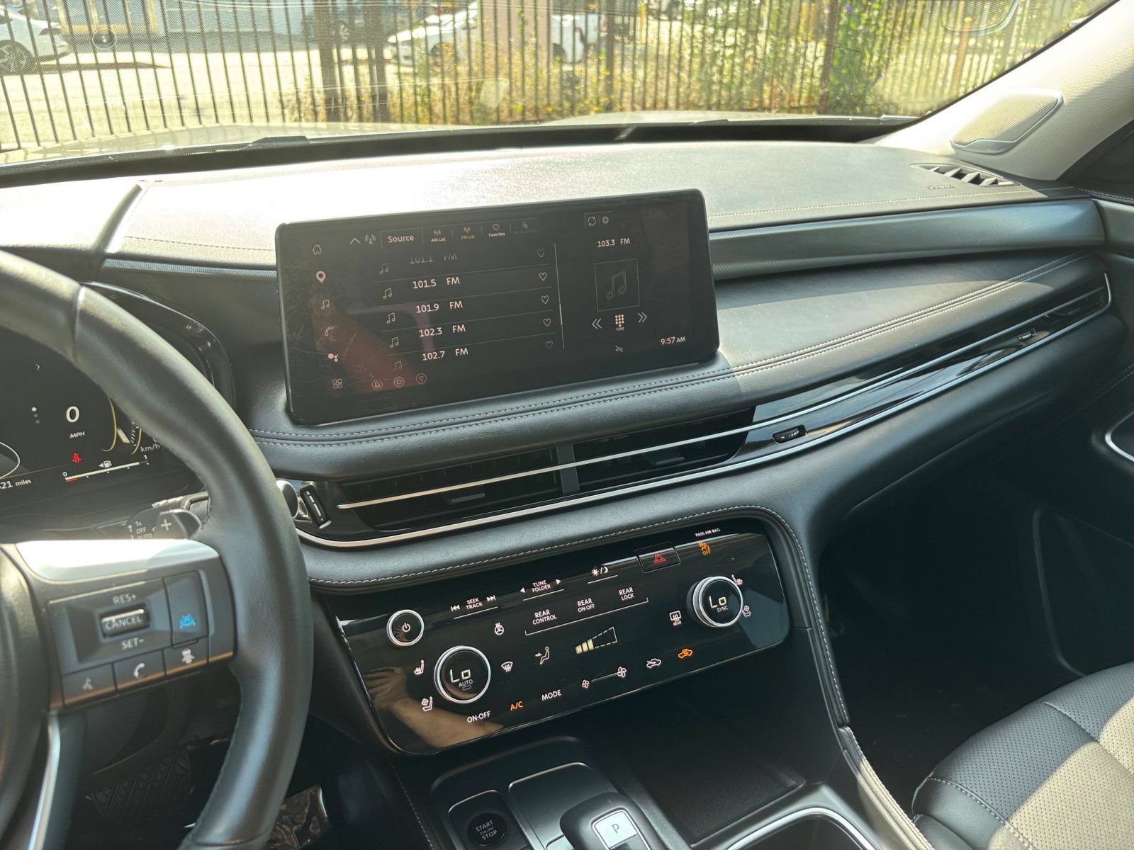 Used 2026 INFINITI QX60 Luxe AWD/4WD image 16