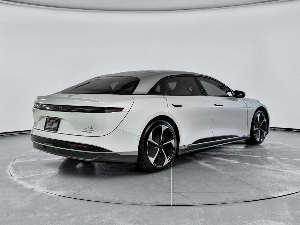 Used 2023 Lucid Air Touring AWD/4WD image 3