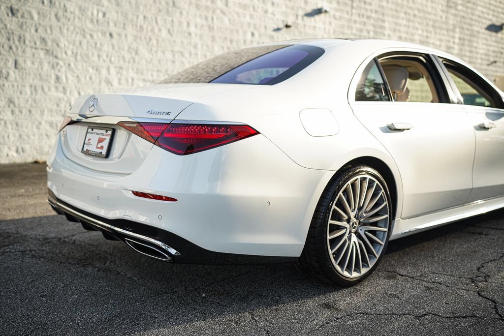 Used 2022 Mercedes-Benz S 500 4MATIC w/ AMG Line Package image 14