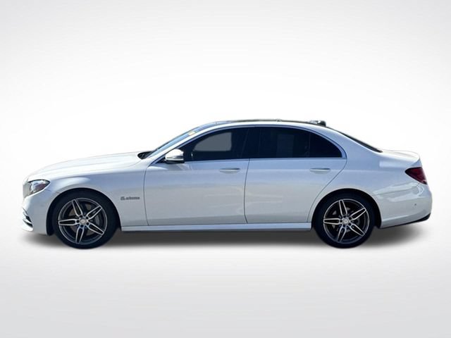 Used 2017 Mercedes-Benz E 300 4MATIC image 5