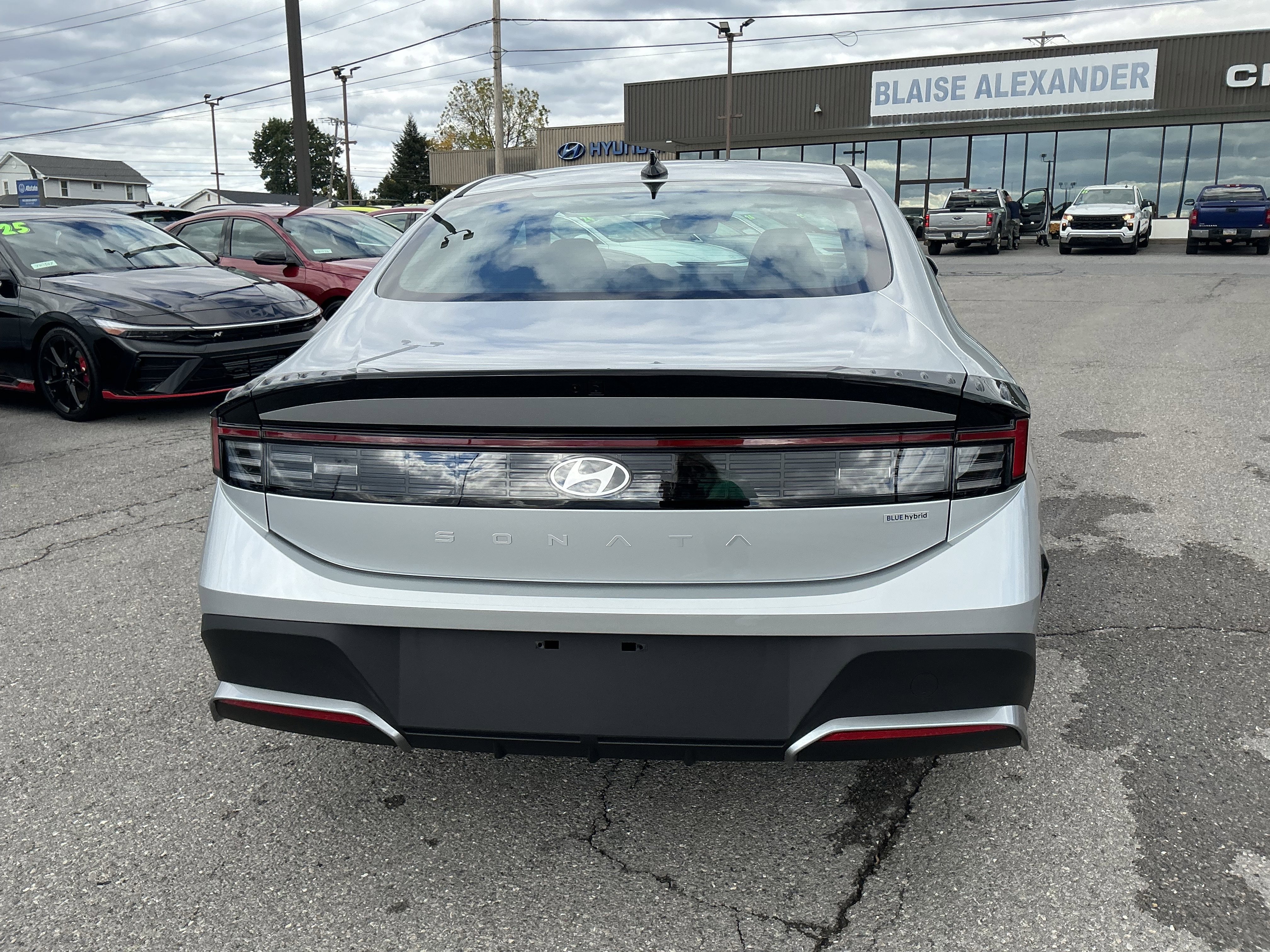 New 2026 Hyundai Sonata Blue image 4