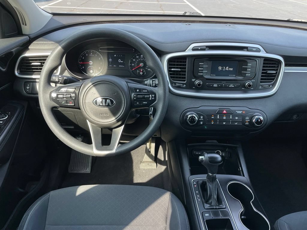Used 2018 Kia Sorento L FWD image 11