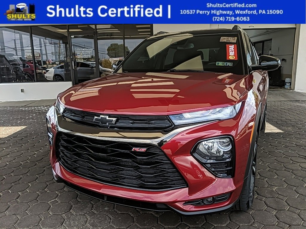 Used 2021 Chevrolet TrailBlazer RS w/ Sun and Liftgate Package image 1