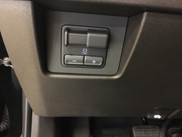 Used 2025 Chevrolet Colorado Z71 w/ Technology Package image 38