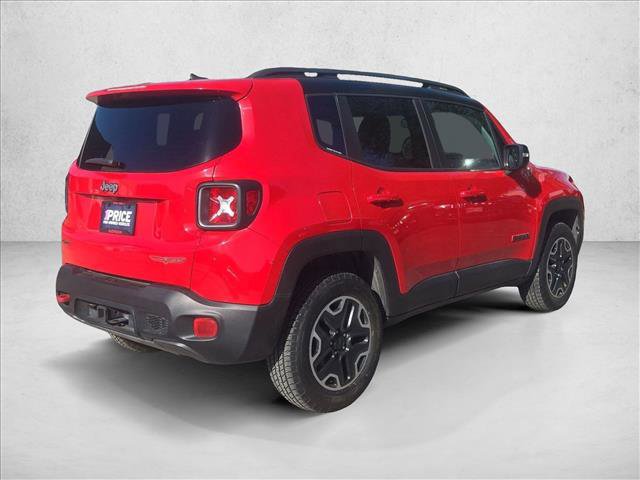 Used 2017 Jeep Renegade Trailhawk AWD/4WD image 5